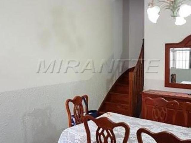 Sobrado de 120m² com 2 quartos