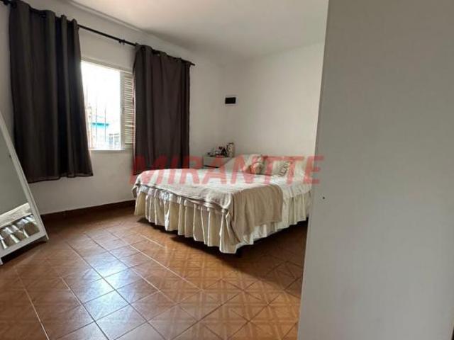 Sobrado de 128m² com 2 quartos
