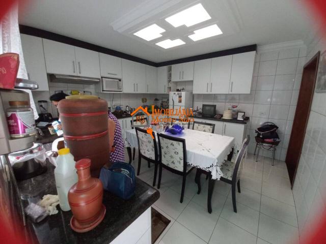Sobrado de 132 m² na Santa Clara do Oeste Jardim Moreira Guarulhos SP, à venda por R$ 954.000 ou aluguel por R$ 4.500/mês