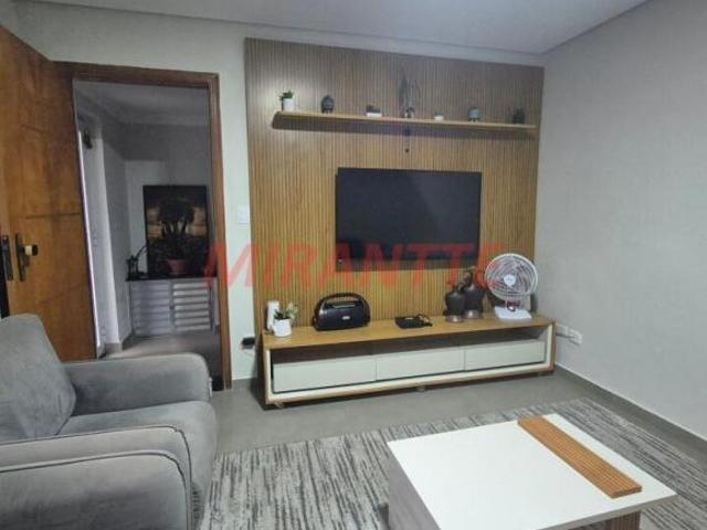 Sobrado de 220m² com 4 quartos