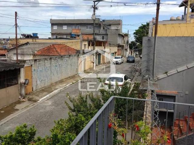 Sobrado de 250m² com 3 dormitórios e 4 vagas de garagem à venda, por R$ 590.000,00, Parque Fernanda