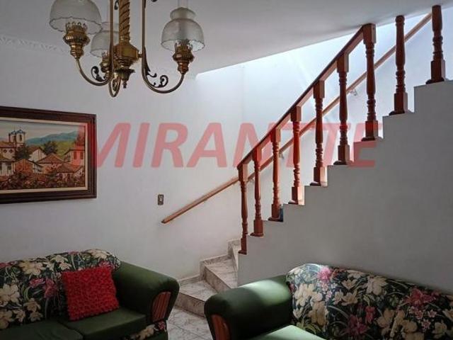 Sobrado de 250m² com 3 quartos