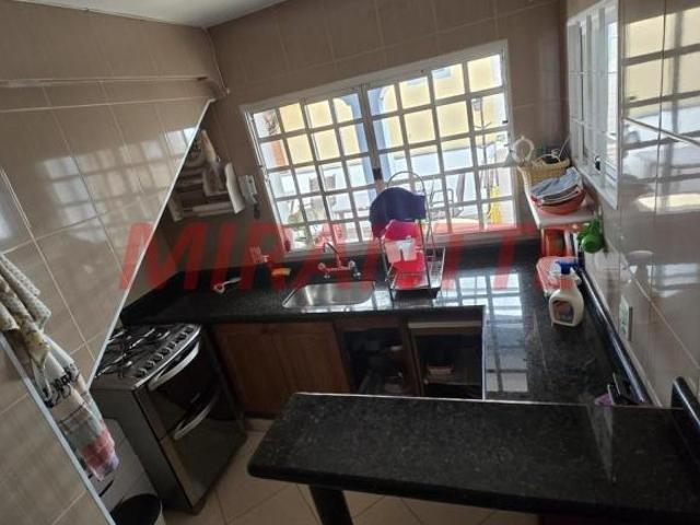 Sobrado de 250m² com 3 quartos