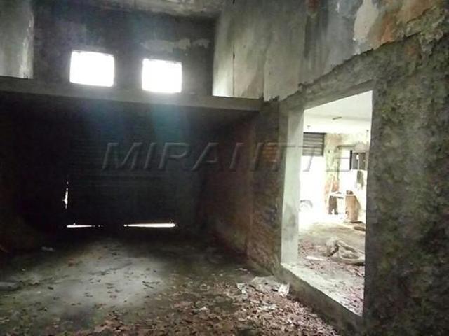 Sobrado de 250m² com 4 quartos