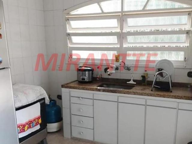 Sobrado de 268m² com 3 quartos