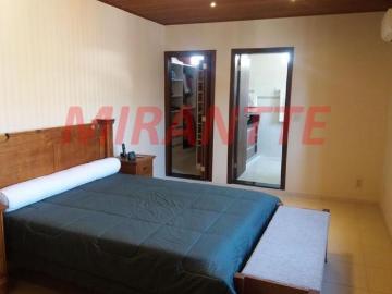 Sobrado de 270m² com 3 quartos