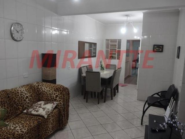 Sobrado de 280m² com 4 quartos