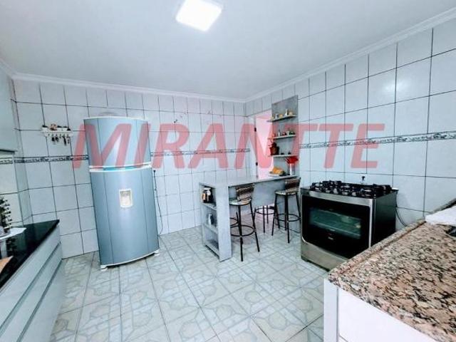 Sobrado de 285m² com 5 quartos