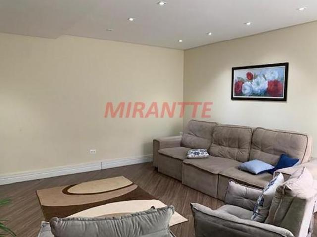 Sobrado de 203m² com 3 quartos