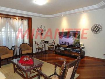 Sobrado de 200m² com 3 quartos