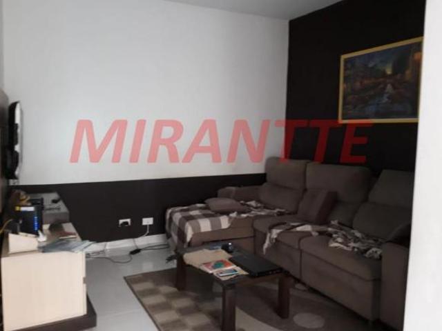 Sobrado de 200m² com 4 quartos