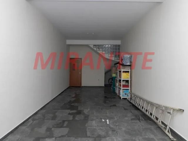 Sobrado de 208m² com 4 quartos em Vila Mazzei