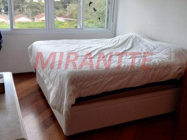 Sobrado de 210m² com 3 quartos