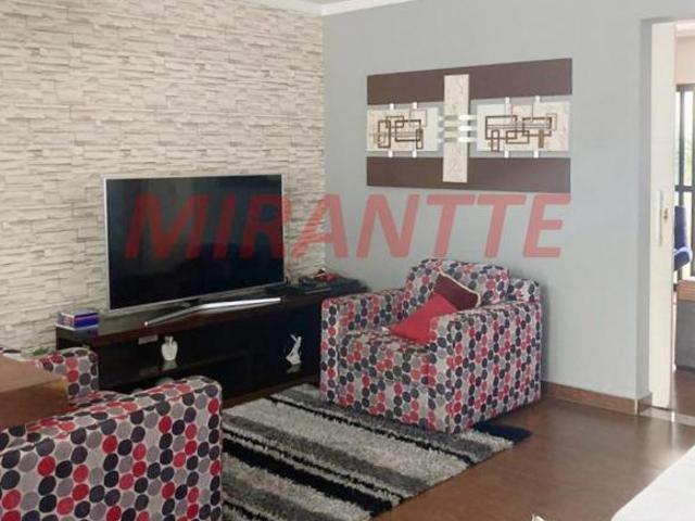 Sobrado de 210m² com 3 quartos