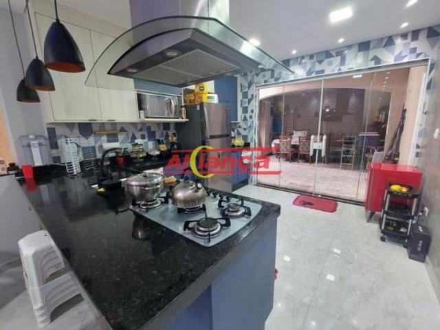 Sobrado de 210m² com 3 quartos em Jardim Bela Vista Guarulhos SP