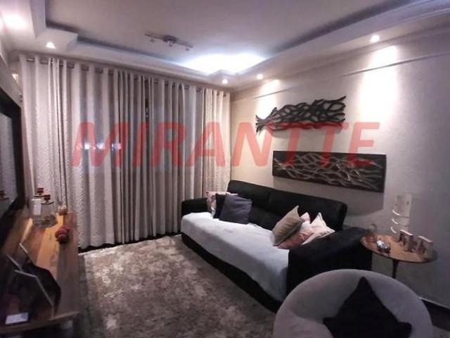 Sobrado de 216m² com 4 quartos