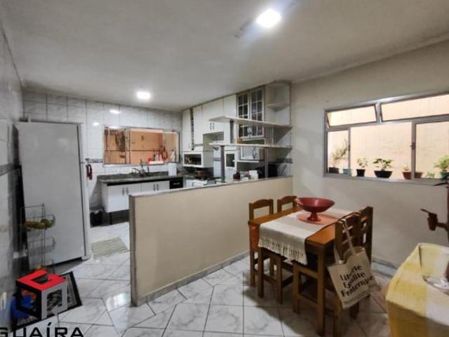 Sobrado de 221m² no Jd. Santo André em Santo André SP