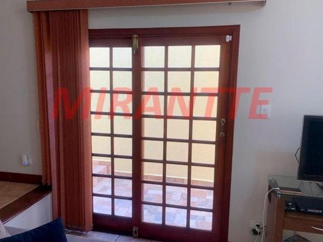 Sobrado de 226m² com 3 quartos