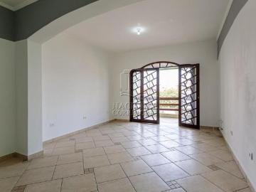 Sobrado de 230m²com 3 dormitórios à venda na Vila Luzita