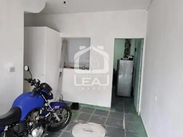 Sobrado de 360m² à venda com 6 casas e 1 salão no Parque Independência Zona Sul de São Paulo