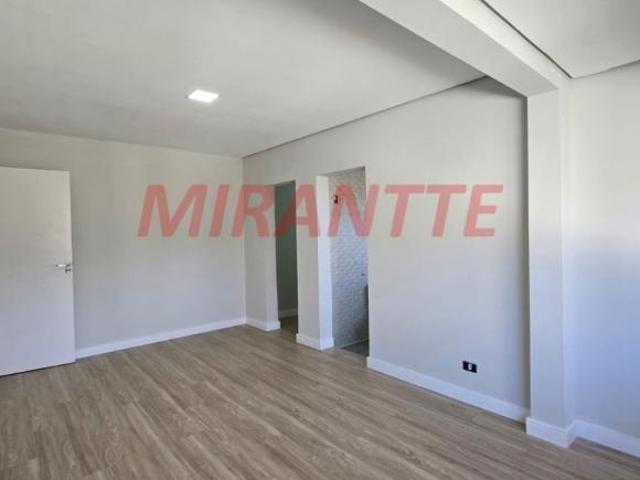 Sobrado de 373.16m² com 4 quartos