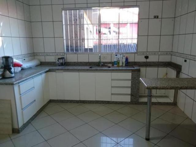 Sobrado de 300 m², 3 quartos em Jardim Santa Adélia, São Paulo