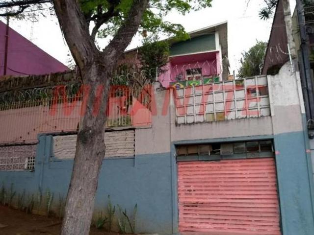 Sobrado de 300m² com 4 quartos