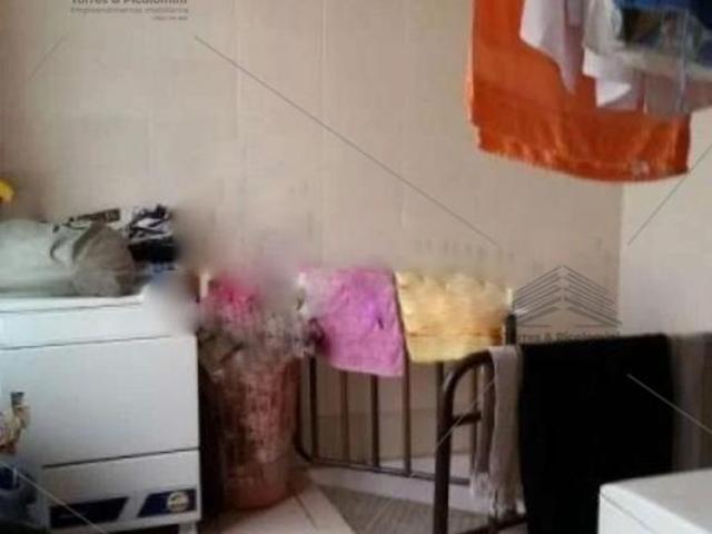 Sobrado de 320 m² a venda na Vila Alpina, 3 dormitórios sendo 1 suíte, 5 banheiros, cozinha planejad