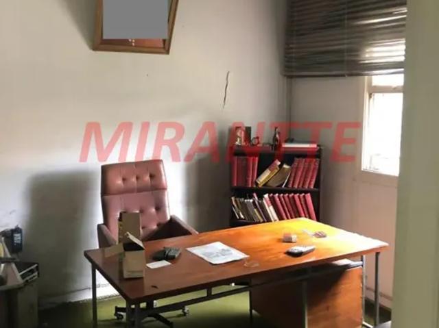 Sobrado de 320m² com 5 quartos em Pacaembu