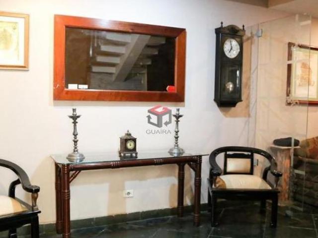 Sobrado de 325 m² no Planalto Paulista em São Paulo SP