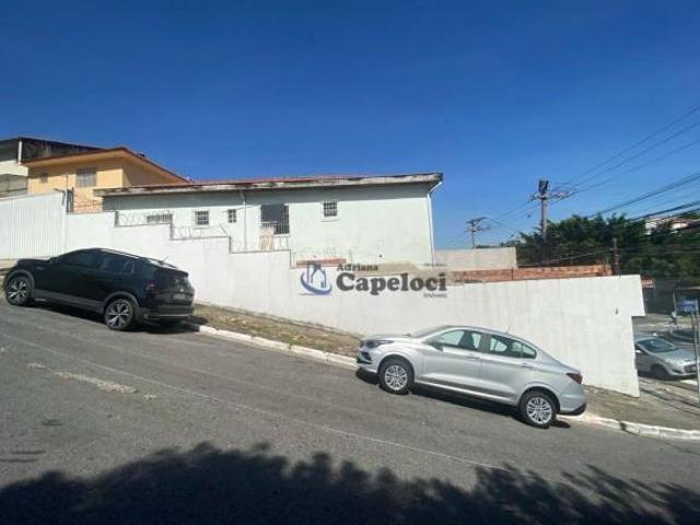SOBRADO DE 3 DORMITÓRIOS NO JABAQUARA
