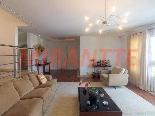 Sobrado de 450m² com 5 quartos
