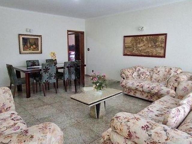 Sobrado de 400 m², 5 quartos em Rudge Ramos, São Bernardo do Campo