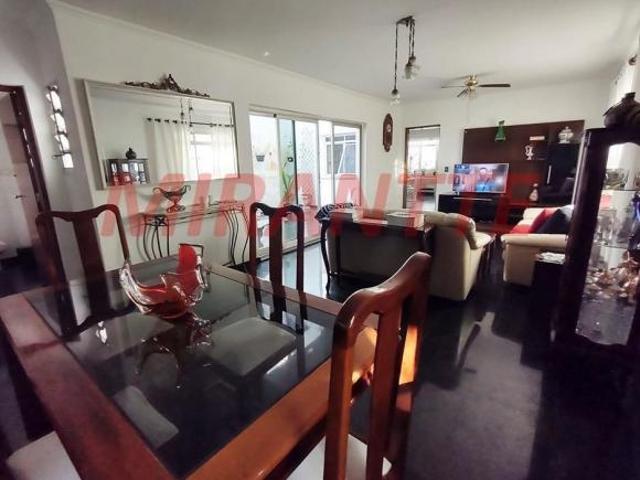 Sobrado de 416m² com 4 quartos