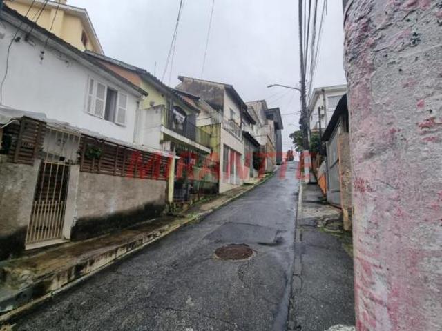 Sobrado de 60m² com 2 quartos