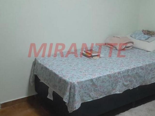 Sobrado de 60m² com 4 quartos