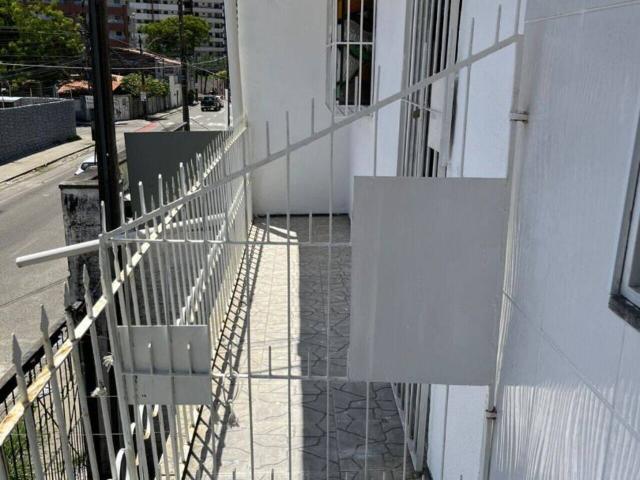 Sobrado de 70 m² na Padre Guerra Parquelândia Fortaleza CE, aluguel por R$ 1.350/mês