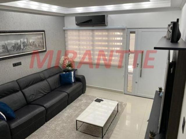 Sobrado de 80m² com 2 quartos