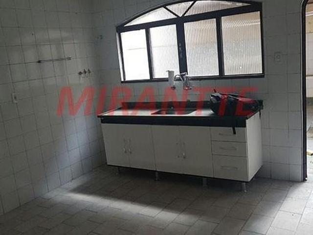 Sobrado de 82m² com 2 quartos