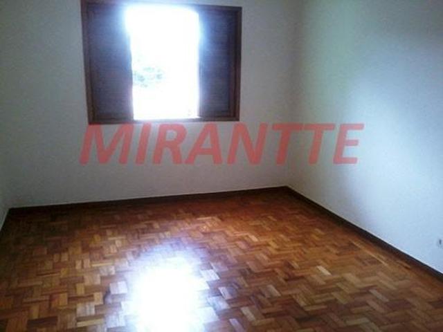 Sobrado de 90m² com 2 quartos