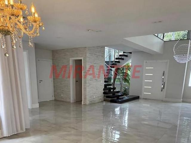 Sobrado de 920m² com 7 quartos