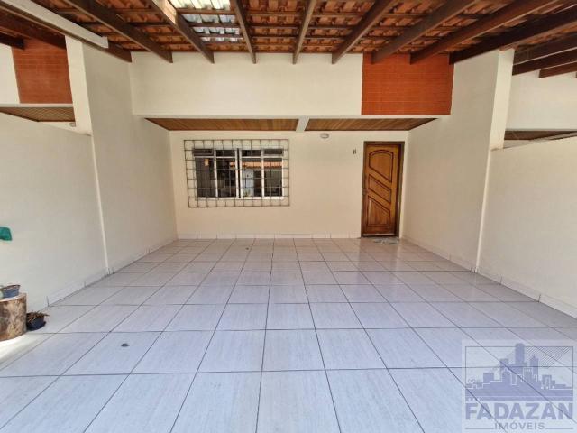Sobrado de 92 m² na Epaminondas Santos Bairro Alto Curitiba PR, aluguel por R$ 3.200/mês