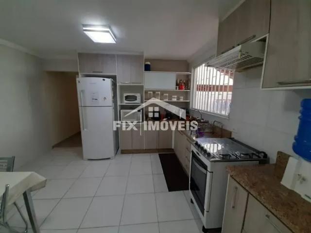 Sobrado de 92m² com 3 dormitórios no Chora Menino