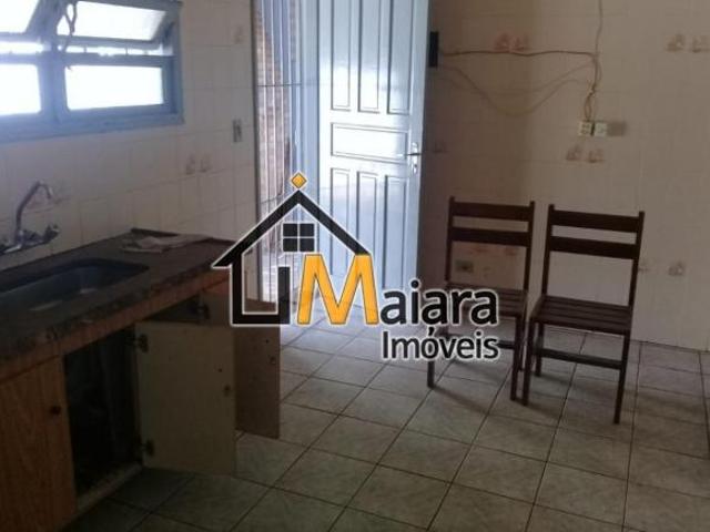 SOBRADO DISPONÍVEL PARA VENDA NA ESTUFA 1 ÓTIMA LOCALIZAÇÃO!