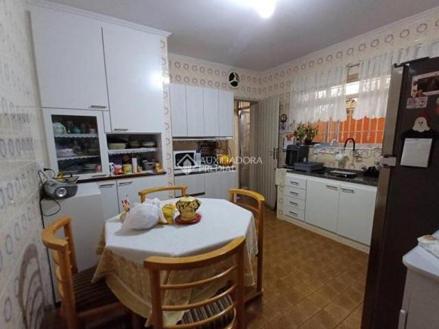 Sobrado Excelente Bairro Olímpico com 2 quartos, troco por apto com elevador SBcampo