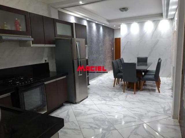 Sobrado Exclusivo no Santa Inês I com 4 Suítes e Vista Deslumbrante