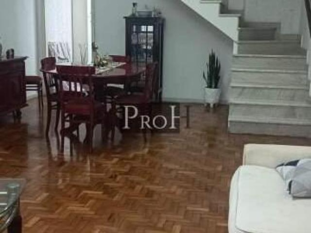 Sobrado em Osvaldo Cruz, São Caetano do Sul/SP de 270m² 4 quartos à venda por R$ 1.485.000,00