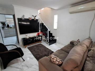 Praça Maria do Carmo da Silva - Garagem