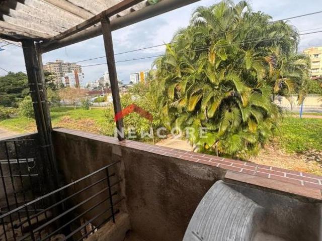 Sobrado em Avenida Sorocabana Vera Cruz Mongaguá/SP