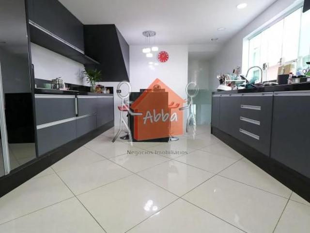Sobrado em Alphaville, Santana de Parnaíba/SP de 273m² 3 quartos à venda por R$ 2.200.000,00